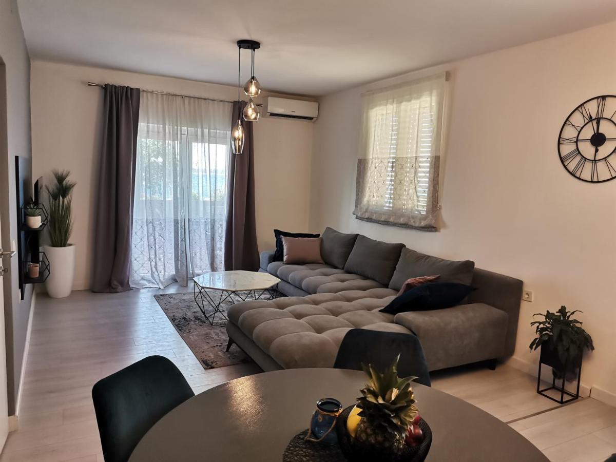 Apartmani Darko Rtina Exterior photo